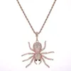 Anpassad isad Hip Hop Spider Pendant i Sier Moissanite Stone med guldpläterad