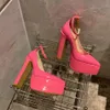 고상한 분홍색 특허 가죽 플랫폼 펌프 펌프 신발 끈 포인트 발가락 누드 신발 하이힐 샌들 15cm 고급 디자이너 드레스 신발 저녁 공장 신발
