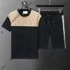 Mix Style Designer Mens Trailtsits 24ss Yaz Çift Mektup Baskı Tişörtleri Lüks Şerit Baskı Sporları Takımlar Günlük Pamuk Erkekler Şort ve Tişört Setleri