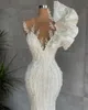 2024 Robes de mariée sirène de luxe bijou cou illusion sans manches dentelle perles de cristal 3D fleurs florales volants plus taille robes de mariée
