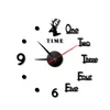 Wall Clocks Luminous European DIY Creative Clock Simple Punch-free Living Room Home Bedroom Stickers Silent Decoration