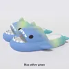 Pantoufles de requin de concepteur Sliders d'été Hommes Femmes Enfants Diapositives Rose Bleu Gris Sandales en mousse à mémoire de forme Coussin épais doux Pantoufle Nuage Slide Chaussures d'intérieur et d'extérieur Eur 36-45