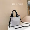 Umhängetaschen Tasche Frauen 2024 Neue Koreanische Net Rot Kontrast Heißer Diamant Strass Große Kapazität Tote Handheld Einzelnen Schulter Umhängetasche 240427