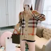 2024 Diseñador Suéter Hombres Mujeres Senior Plaid Classic Ocio Otoño Invierno Mantener cálido Cómodo de elección Top1 Sudadera de alta calidad Fondo 66FF