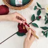 Decorative Flowers 3pcs Hand-Knitted Flower Bouquet Crochet Camellia Valentines Day Wedding Decoration Hand Woven Artificial Dropship