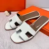 Designer Shoes Womens' Slippers Sandals REAL Leather Slippers Luxury Fashion Summer Beach Sandal Ladies Slides Rubber Classical Flat Slides WITH ORIGINAL BOX 02