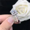 Anelli a grappolo Certificato in oro bianco massiccio 14K AU585 Anello 2CT Taglio smeraldo Diamante Fidanzamento per le donne Amore Promessa Regalo gioielli