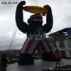 Großhandel 8 m H 26,2 Fuß hohe aufblasbare Feuerwerksrakete King Kong Feuerpfeil Kostenloses Logo Riesiges Pop-up-Gorilla-Feuerwerksmodell zur Werbung