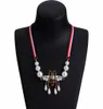 Hela Bohemian Fashion Crystal Pearl Bee Pendant Halsband Randig bandtröja Kedja Kvinnor Charm smycken Tillbehör3469153