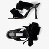 Eleganta varumärke kvinnor flaca sandaler skor med sammet båge fyrkantiga tå mulor tröst dagligen stilett klackar lady promenad eu35-43