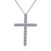 Bijoux en gros plaqué or blanc 925 argent sterling pendentif croix religieuse collier de diamant moissanite 1.6CT cadeau pour femme