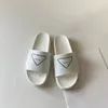 designer sandaler berömda designer kvinnor virkade flatform glider sandal plattform klackar skjutreglage chunky stickade skjutreglage sandles sommar flip flops tofflor skor