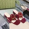 Golden Hardware Buckle Decoration tofflor Kvinnor Flat Toe Clipped Sandals Luxury Designers High Shoes Factory Factwear 35-41 med låda