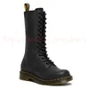 2024 Doc Boots Designer Womens Platform Martin Boot Original 2976 Mono Leather Chelsea Woman Dr Classic 8 Eyes Booties耐久性のある柔軟なソールファッションローファーシューズ