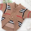 Classic Winter Dog Clothes Cat Vest Liten tröja Luxury Designer Pet Supply Clothing for Puppy Sticking Sweatshirts CSD2309128