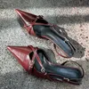 Swobodne nowoczesne sandały buty buty buty mody slajdy płytkie cienkie obcasy buty dla kobiet obuwie pompki 240223