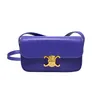 Triomphes kvinna handväska designer väska crossbody väskor väskor2024 ny trend mode koreansk utgåva kvinnors väska enkel lås spänne liten fyrkantig en axel sned stra