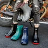 Botas de lluvia con plataforma de tobillo para hombre, zapatos impermeables antideslizantes a la moda de primavera, Botas de lluvia de barril medio de Color sólido, zapatos de pesca 240226