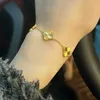 Gioielli di design Bracciale di lusso Catena a maglie Vanca Design Sense Golden Five Flowers Lucky Grass Gioielli in oro Bracciale in oro a quattro foglie con erba femminile