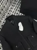 2024ブラックVカラー長袖ショートツイードレディースコートデザイナーポケットボタン女性ジャケット22702