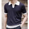 Herrpolos sommarkontrast färg sömmar kortärmad t-shirt brittisk smal lapel stickad randig casual v-hals polo skjorta
