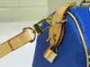 Explosion Women's New Runway Speed ​​Bandoulier 25 M24424 Blue Soft Calfskin Huvudfack med lås inuti dragkedja med kohude-läder trimtangent klocka