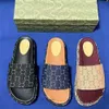 Slides Sandálias Designer Chinelos TOP Verão Homens e Mulheres Sola Grossa Levantada Chinelos de Pão Luxo Feminino Intertravado Chinelos de Letra Dupla 5cm Sola de Borracha