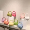 Sacs de poterie de créateurs 2021 Mode d'été Tendance Candy Couleur Gigi Mini Sac à main en cuir Tide Messenger Tote 12 couleurs avec sac à poussière274I