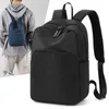 Sacos escolares Homens mochila de viagem respirável nylon impermeável resistente ao desgaste armazenamento em camadas leve para exercício fitness