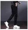 Pantalons pour hommes Corduroy Hommes Épais Ajouter Velours Chaud Pantalon de survêtement Taille élastique Pantalon Hip Hop Jogging Cargo Hommes Harajuku