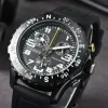 Brei Luxury Men Man Watch Quartz Endurance Pro1884 Avenger Chronograph 44mm Watches Flera färger Gummiklockor Full Function Sapphire Calender Chronograph