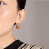 Europese en Amerikaanse Franse retro geometrische U-vormige gouden handtas oorbellen verguld met 18K echt gouden gesp, prachtige en minimalistische oorbellen voor dames