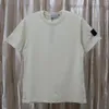 Topstoney Marke, Galerieabteilung, Designer-Herren-T-Shirts. Klassisches Basic-T-Shirt mit gesticktem Abzeichen, lockere Baumwolle, kleines Rundhals-Island-T-Shirt