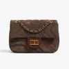 Textura popular corrente crossbody 2024 novo xiaoxiangjia bloqueio fivela ombro único portátil na moda bolsa feminina 75% fábrica atacado