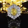 Bagues de mariage scintillantes bijoux de luxe en argent sterling 925 coupe ovale topaze jaune CZ diamant Zircon fête femmes bague réglable ouverte pour cadeau d'amant