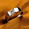 Anillos de racimo Sólido 18K Oro blanco AU750 Anillo de mujer 0.5CT Compromiso de diamante brillante redondo D Color VVS1 Precioso regalo de joyería para ella