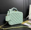 Borsa per il trucco Borsa per caviale Borsa a tracolla per donna alla moda 20 cm Modello in pelle con diamanti Logo grande Borsa di lusso Borsa a tracolla con catena Matelasse Borsa alla moda Borse principessa