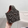 Sacos de ombro para bolsa com marca feminina bolsas tote cesta vegetal triângulo novo saco designer moda clássico prático cros270s