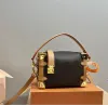 Sac de tronc latéral de printemps Nicolas Ghesquière Sac à main de créateur Petite Malle Rabat S-lock Femmes Mini Trunks Épaule Cross Body Purse M46358 Totes Sac cosmétique Bandoulière