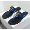 مصمم النعال G G Thong Flip Flop Brand Slides أحدث صندل شاطئ داخلي في الهواء الطلق شريحة شريحة مسطحة أحذية Somen Somen Summer Womens Slide Slide Sneakers 36-42