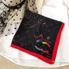 Foulards en soie Tissu de luxe Bandeau Printemps Fête Cadeau Lettre Imprimé Logo Foulards Femmes Amour Marque Designer Écharpe Accessoires En Gros