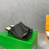 Projektant Atomic Mule Sandal Sandals Sandals Wysokie pięta Slajdy Lambskin Beach Kappy Zielony Slajd 35-42