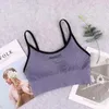 Abbigliamento da yoga Canottiera sportiva Lettera Bellissimo reggiseno sul petto avvolto sul retro Traspirante senza anello in acciaio Intimo con cinturino inferiore per ragazze color caramello