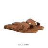 Kvinna designer skor tofflor glider för kvinnor sandaler claquette skjutreglage trippel svart vit brun toffel läder patent glid damer sandal kvinnor utomhus