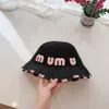 Chapeau de seau de créateur doux fait à la main le chapeau de bassin tissé voyage personnalisé Streetwear pêcheurs chapeaux avec des impressions graphiques