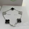 Bijoux de créateurs Bracelet de luxe Chaîne à maillons Vanca Red Live Impression sans type Exclusif Noir Blanc Panda Chanceux Quatre Feuilles Herbe Cinq Fleurs Bracelet