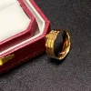 2024 Nieuwe luxe bandringen koper met 18k goud vergulde merkontwerper drie lagen brede gegraveerde brede ring voor dames sieraden met box party cadeau