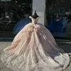 Robe De Quinceanera rose clair, épaules dénudées, avec des perles en dentelle appliquées, robe princesse De fête d'anniversaire, 15 ans