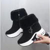 Bottes 2024 Hiver Femmes Mode Zipper Chaussures de sport chaudes Plateforme Neige Cheville Casual Lace Up