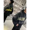 Mens Designer Hoodie Balencigs Moda Hoodies Hoody Mens Suéteres Alta Qualidade Alta Versão Paris B Family Fita Padrão Americano Carta Manga Longa Solta Fit D9ox